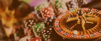 luckyfiah Slots ပလက်ဖောင်းတွင် Jackpot Slots ဂိမ်းများ ကစားနေသူ
